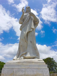 statue in cuba